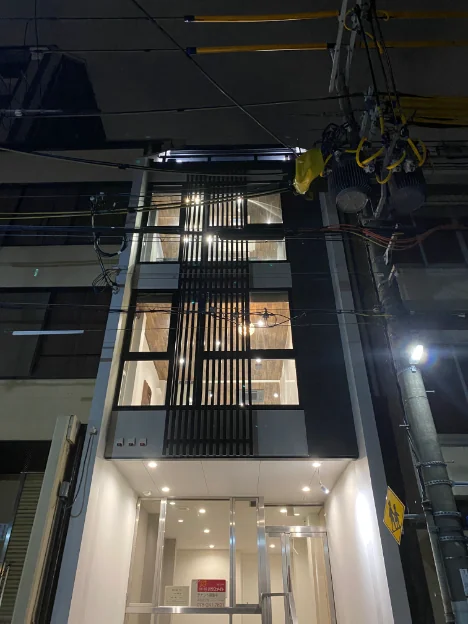 京都烏丸の古ビルリノベーション・高級仕様でホテルライフ