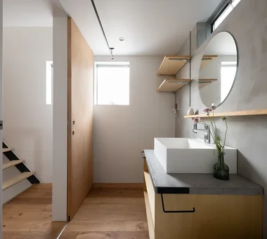 Shibasaki Residence｜Homes Embracing Natural Light｜Custom-built house｜Lavatory