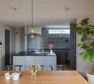 西新井之家｜引入自然光的住宅｜客製化住宅｜廚房