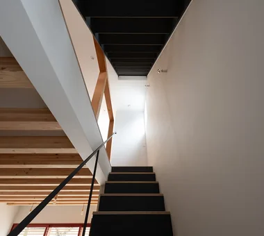 Shibasaki Residence｜Homes Embracing Natural Light｜Custom-built house｜Stairs