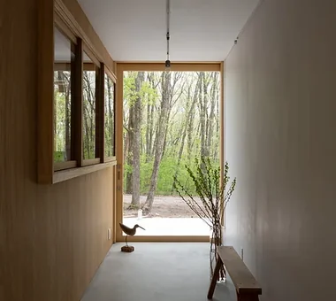 森林工作室｜眺望絕佳的住宅｜客製化住宅｜走廊