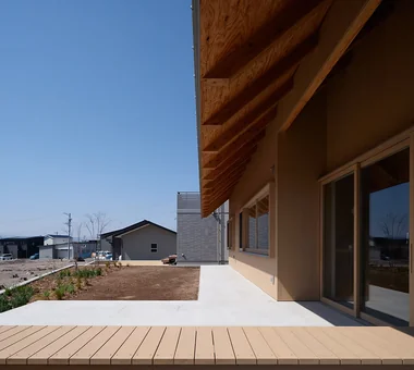 佐久之家｜带有柴火炉的住宅｜定制住宅｜露台