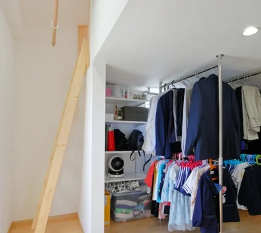 子どもも大人も回れる家｜ナチュラルモダンな家｜収納｜注文住宅