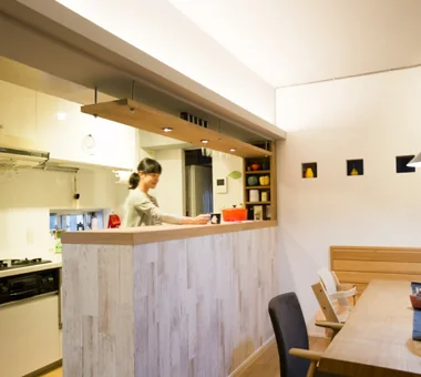 SOMMELIER FLAT｜ウォークインクローゼットのある家｜キッチン｜注文住宅