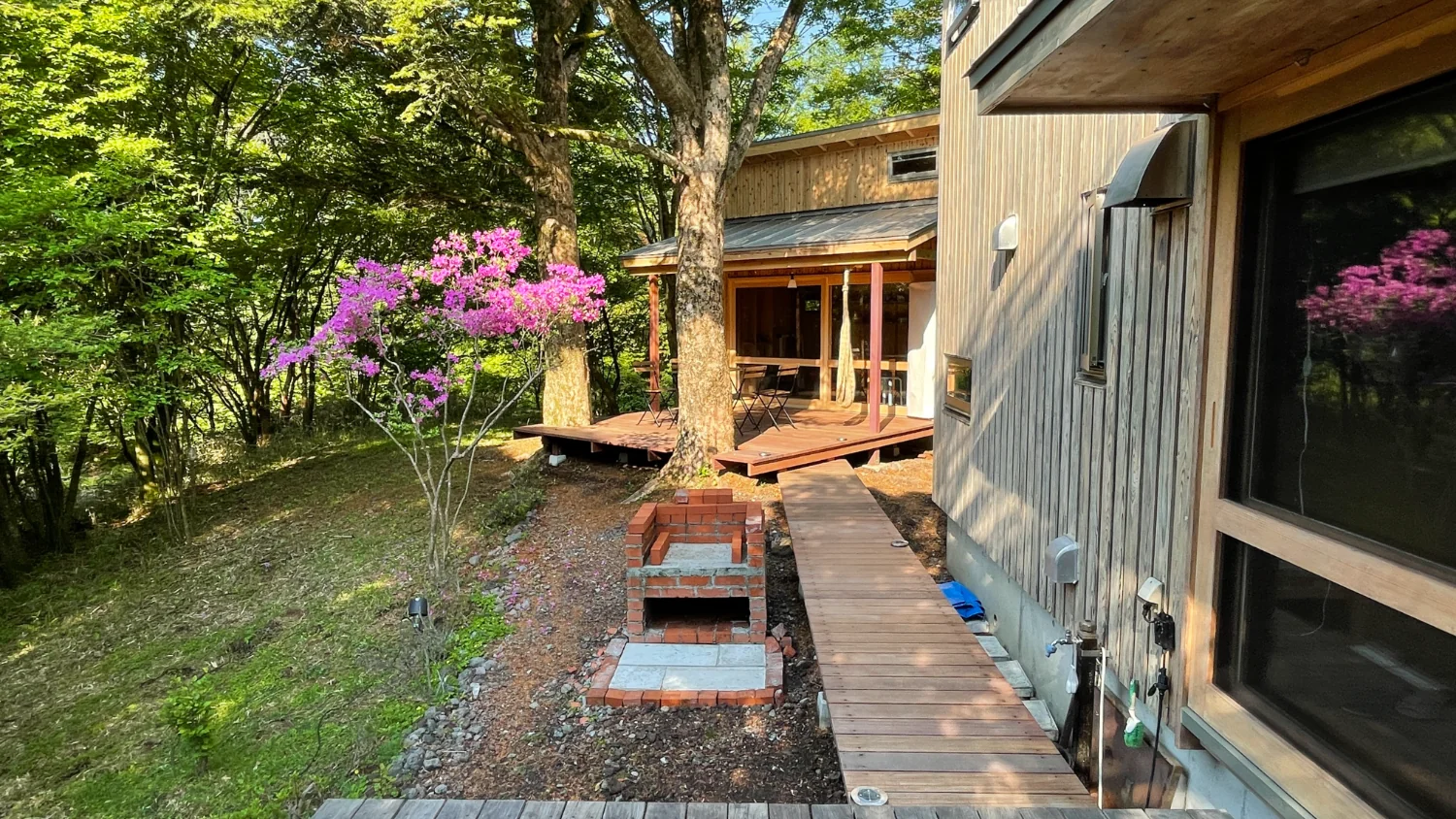 山小屋とアトリエ