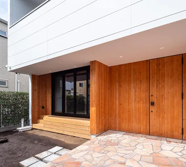設有囲爐裏的趣味滿載住宅｜和風現代住宅｜客製化住宅｜外觀