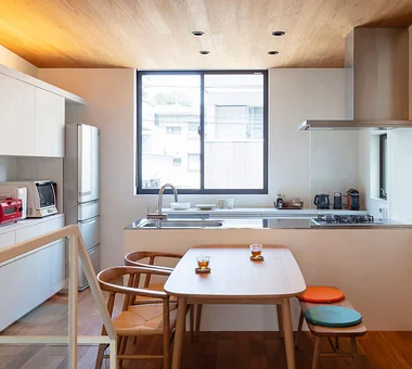 狹長變形地的兩世代庭院住宅｜房屋導覽｜客製化住宅