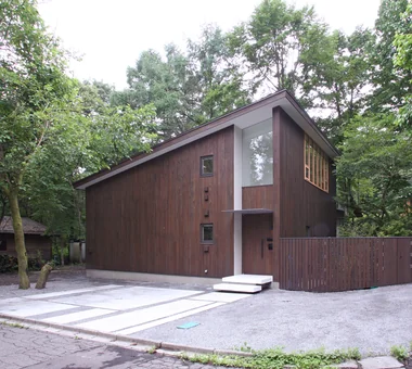 佇立於林間的住宅｜與自然共生的住宅｜客製化住宅｜外觀