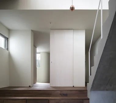Shimizudani House｜Two-Generation Home｜Entrance hall｜Custom-built house