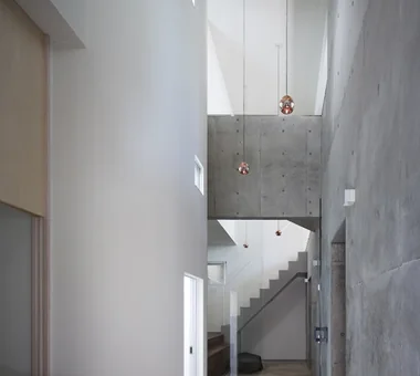 Shimizudani House