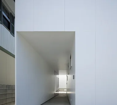 德島 Vented House｜入口通道｜客製化住宅