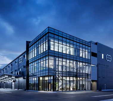 Katsuragi Transportation Co., Ltd. Warehouse and Office New Construction｜Institutional & Commercial Architecture