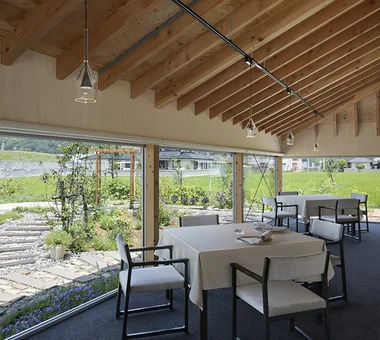 Restaurant Roux｜Institutional & Commercial Architecture