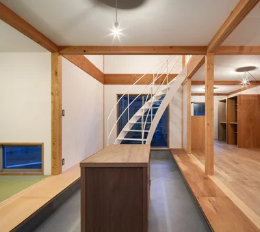 斜格子之屋｜家具愛好者的住宅｜客製化住宅｜走廊
