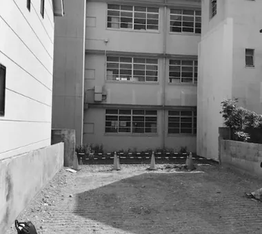 校舍背後的住宅｜帶有土間的住宅｜房屋導覽｜客製化住宅