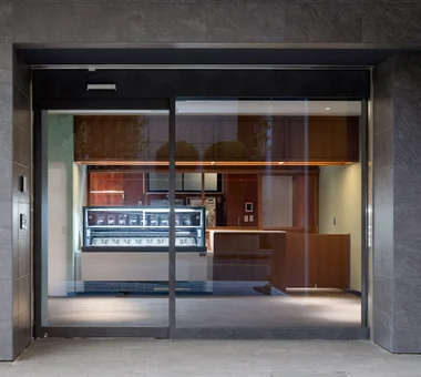 Gelato Shop in Minoh｜Other Food and Beverage Establishments｜Project