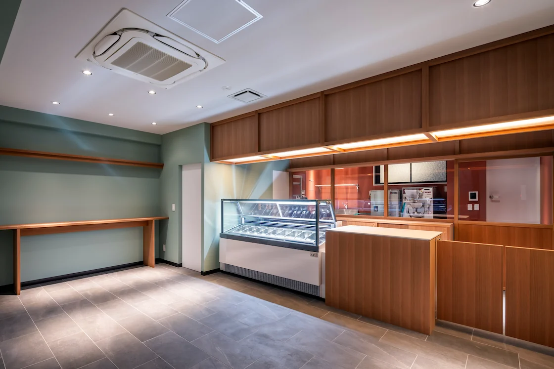 Gelato Shop in Minoh