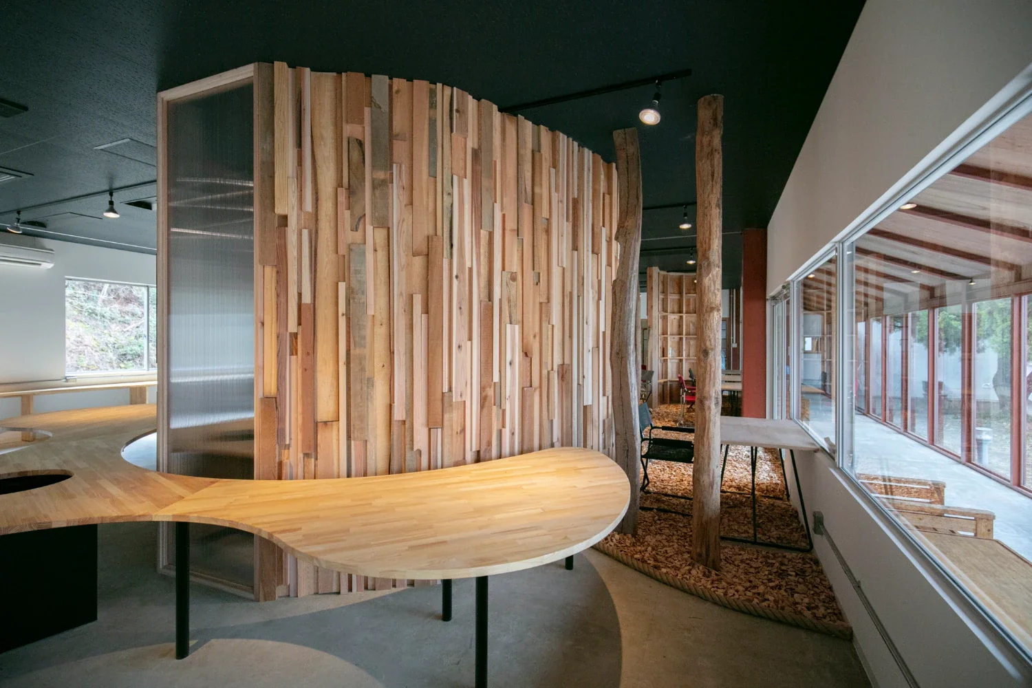 VillEdge” coworking space”