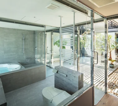 House in Minamimorimachi｜Homes Featuring Courtyards｜Custom-built house｜Lavatory