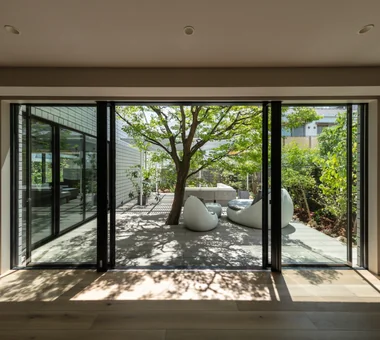 House in Kita-Mikunigaoka｜Homes for Design Enthusiasts｜Custom-built house｜Living Room