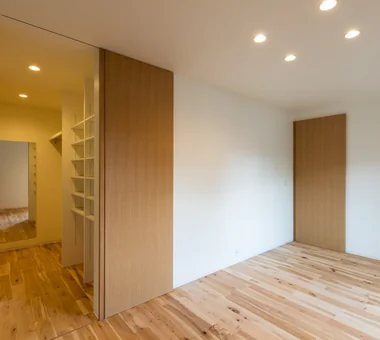 House in Akenocho, Takatsuki｜Homes for Design Enthusiasts｜Custom-built house｜Storage
