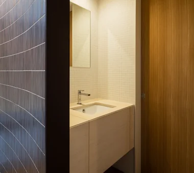 House in Senriyamanishi｜Homes Featuring Courtyards｜Custom-built house｜Lavatory