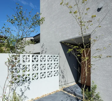 House in Higashikori｜A Residence for Relaxation｜Custom-built house｜Approach
