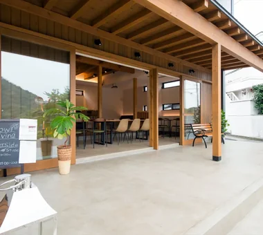 Slow Living Riverside｜カフェ・喫茶店｜施設建築