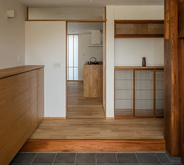 時を紡ぐ家｜庭のある家｜注文住宅｜玄関