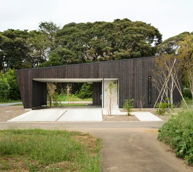 House with Yakisugi (Shou Sugi Ban) Siding｜Home Building Q&A
