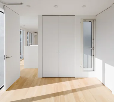 Shift Block｜Homes for Design Enthusiasts｜Custom-built house｜Bedroom