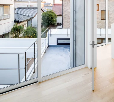 Shift Block｜Homes for Design Enthusiasts｜Custom-built house｜Terrace
