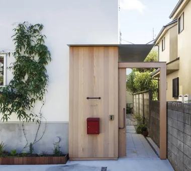 Green House｜Homes for Fashion Enthusiasts｜Custom-built house｜Approach