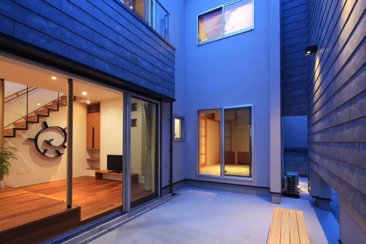 Courtyard House