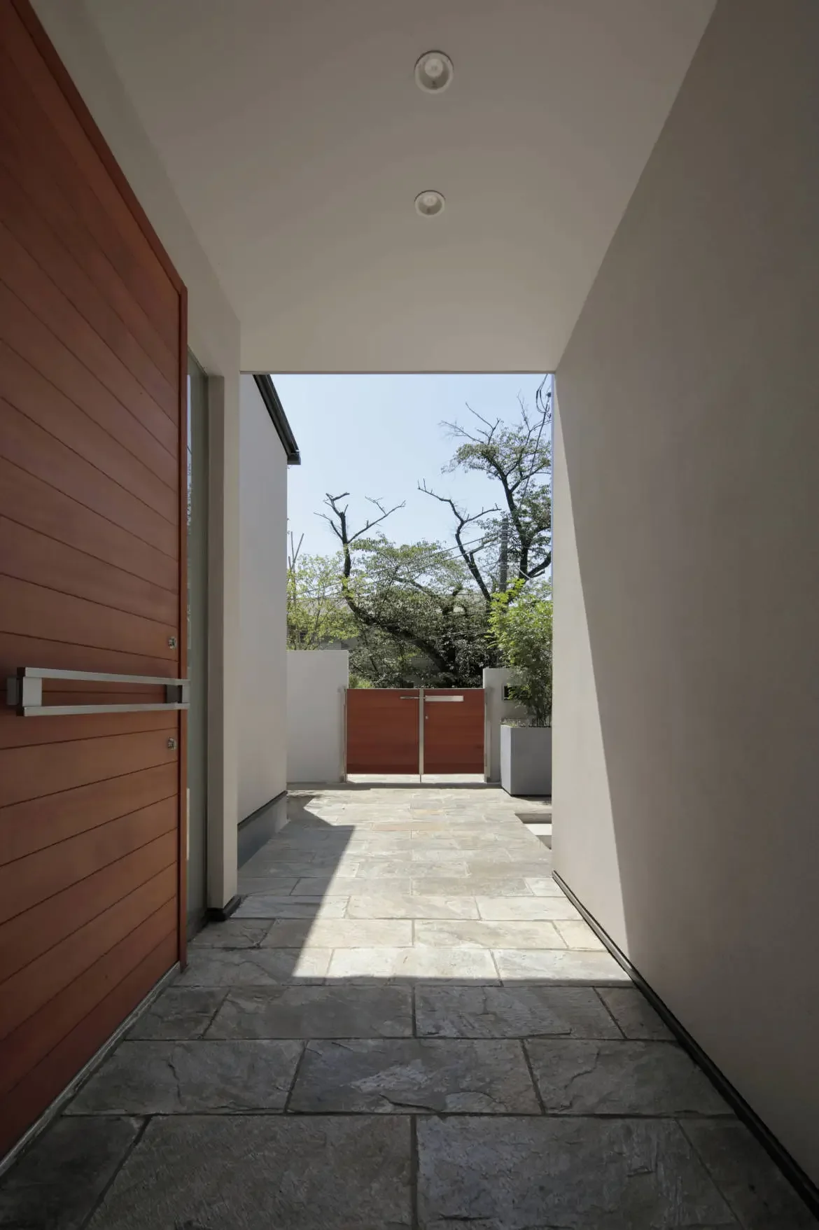 House TI
