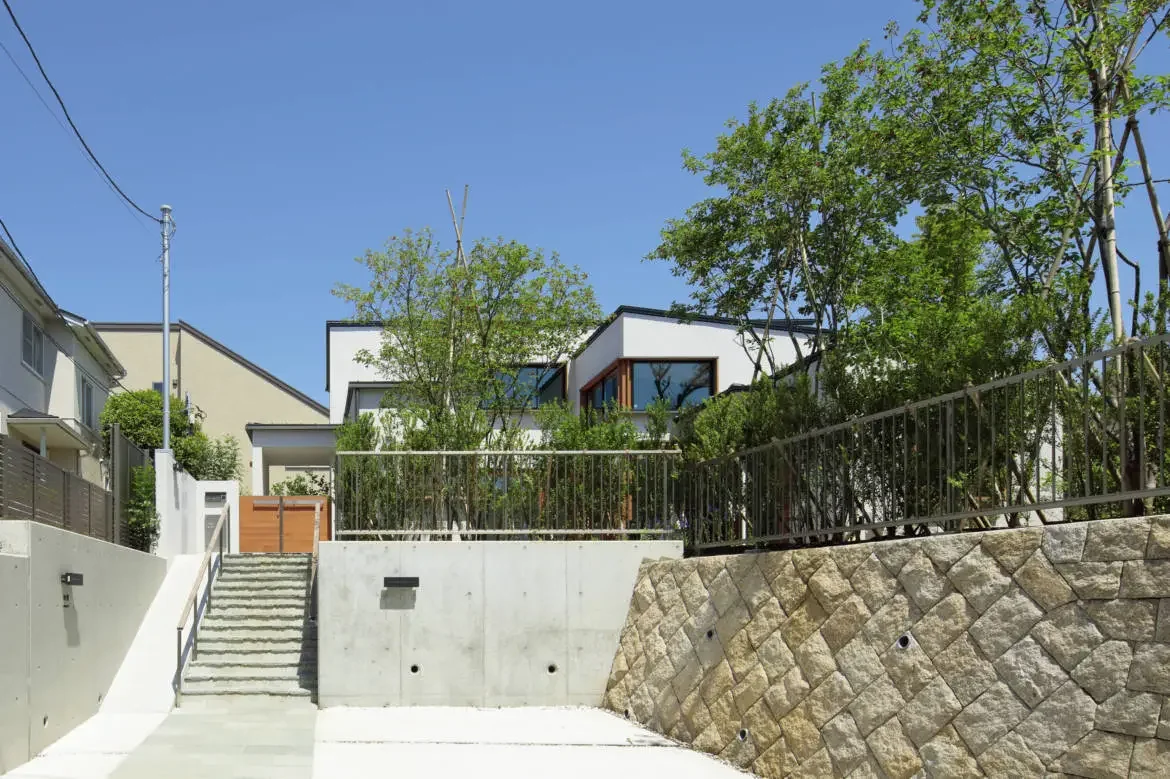 House TI