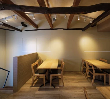 HiNGE｜Food and Beverage Establishments｜Project