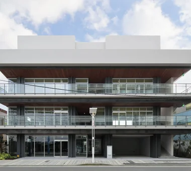 Maris Shonan:Far East Design Lab.