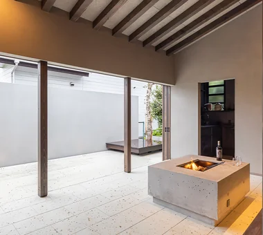 Irori Detached Retreat｜Custom-built house｜Living Room