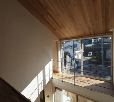 吹抜けで家族が繋がる高性能住宅｜袖ヶ浦・蔵波台の住まい｜シンプルな家｜注文住宅｜書斎