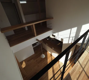 吹抜けで家族が繋がる高性能住宅｜袖ヶ浦・蔵波台の住まい｜シンプルな家｜注文住宅｜吹き抜け