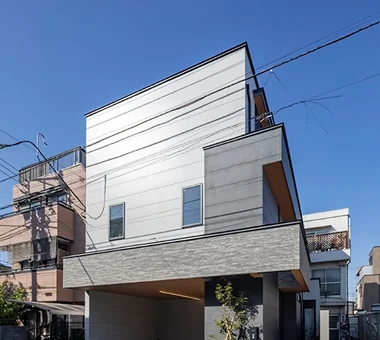 世帯をつなぐ《間》のある家｜バルコニーのある家｜ルームツアー｜注文住宅