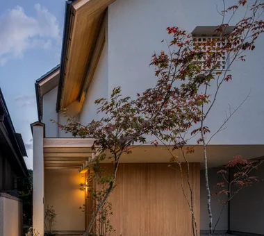 House of Linked Eaves — Built with Japanese Proportions and Materials｜Homes Featuring Courtyards｜Custom-built house｜Exterior
