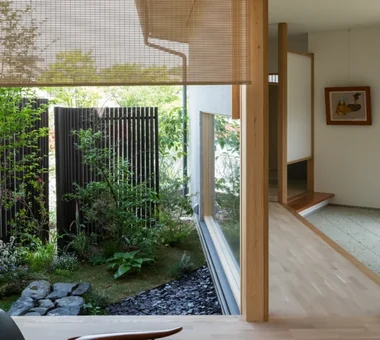An Artist's Atelier — A Place of Creation Enveloped in Quietude and Tension｜A House with Art｜Custom-built house｜Courtyard