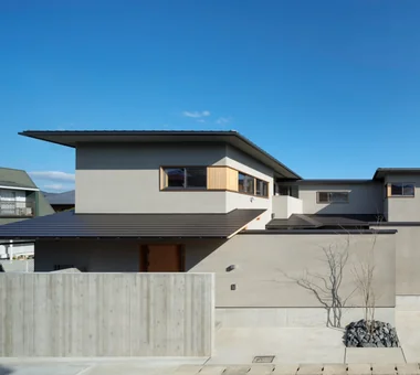 Chiyogaoka House — A spacious, nearby home for the child-rearing generation —｜A Home for Outdoor Enthusiasts｜Custom-built house｜Exterior
