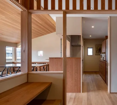 House in Higashi-Ikoma II — Final Residence Overlooking a Rammed-Earth Wall｜Homes with Scenic Views｜Custom-built house｜Japanese-style room