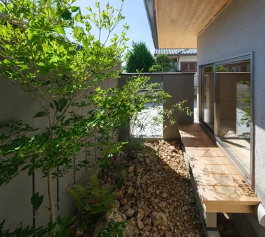 西登美ケ丘の家－小さな北東向きの家－｜木の家｜注文住宅｜庭