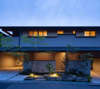 House in Higashi-Ikoma — Two-Family Residence with Three Gardens｜Homes Featuring Courtyards｜Custom-built house｜Exterior