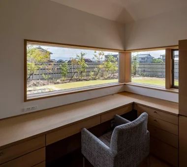 House in Katsuragi — Linked Square Roofs and Mount Nijō｜Modern Japanese-Style Residence｜Custom-built house｜Study