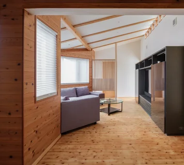 Koshien House — Renovation Beginning with Solid-Wood Floor Restoration｜Custom-built house｜Living Room